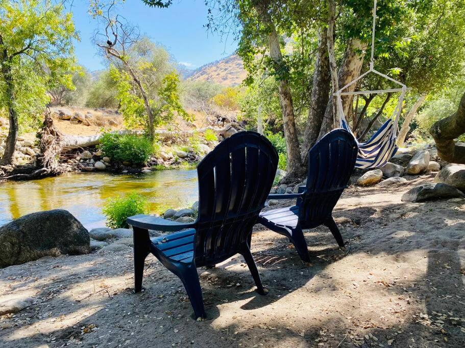 Sequoia Cabin By The River Three Rivers Exterior photo